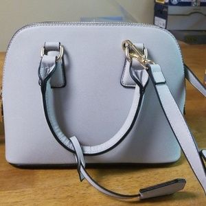 Structured cross body bag!!